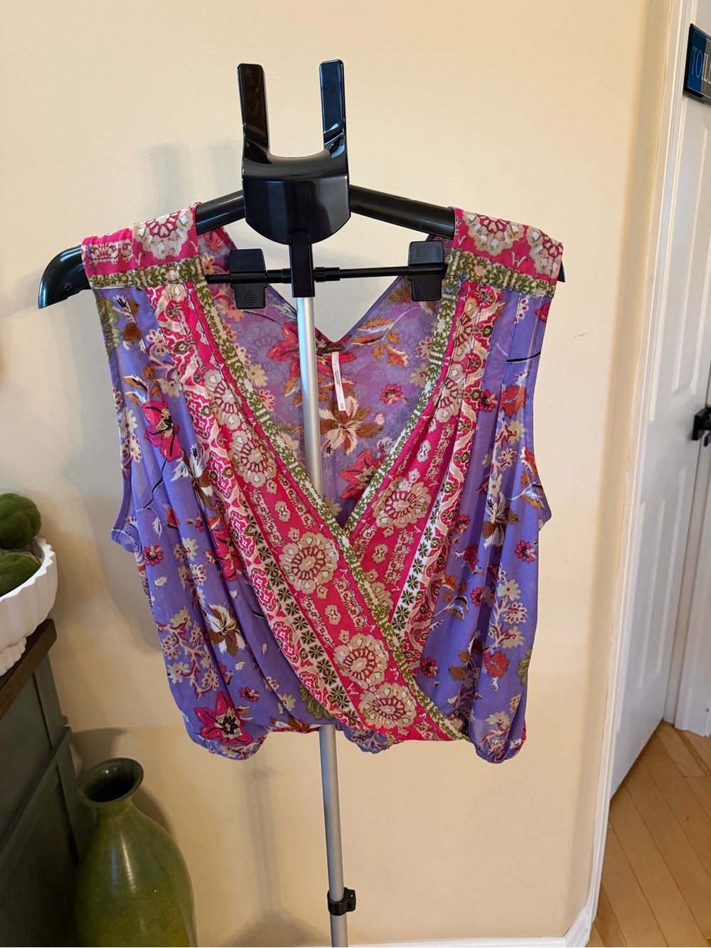 Free People Floral Surplice Tank Top M Purple Pink Boho Sleeveless